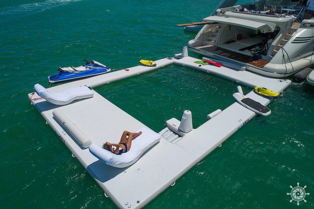 103' Azimut Yacht Rental Miami | Prime Luxury Rentals