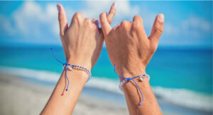 For every recycled plastic bracelet we give to our customers, we recover 4 pounds of plastic from the ocean.